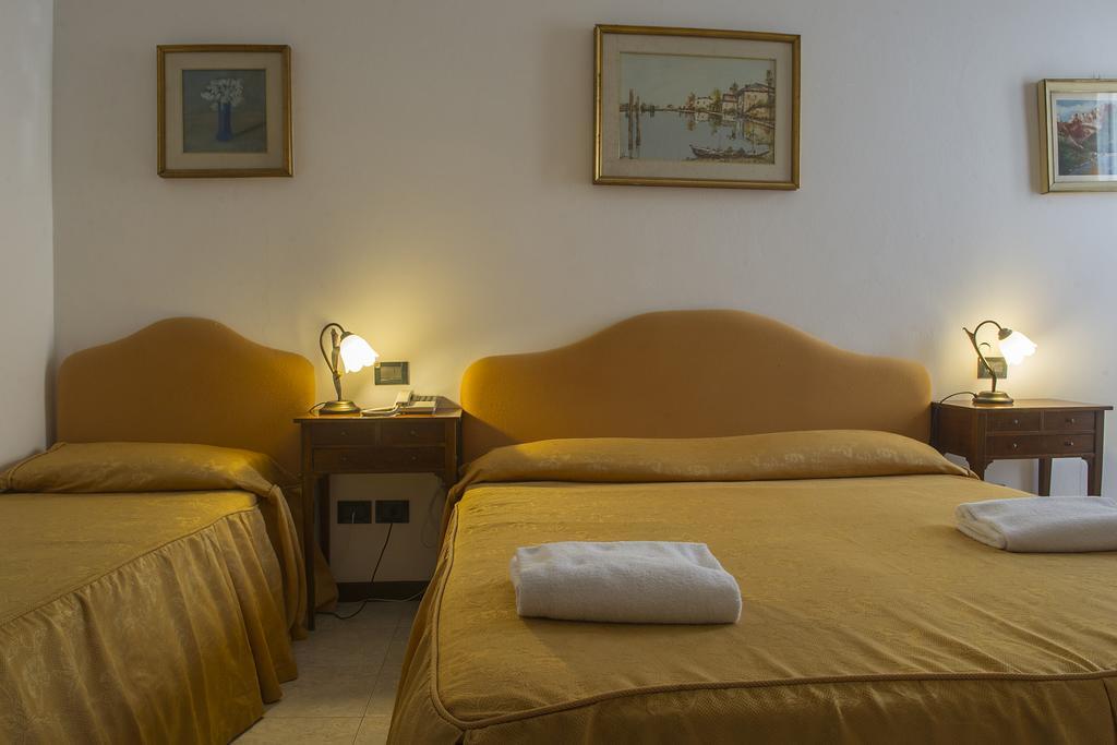Hotel Iris Wenecja Zewnętrze zdjęcie